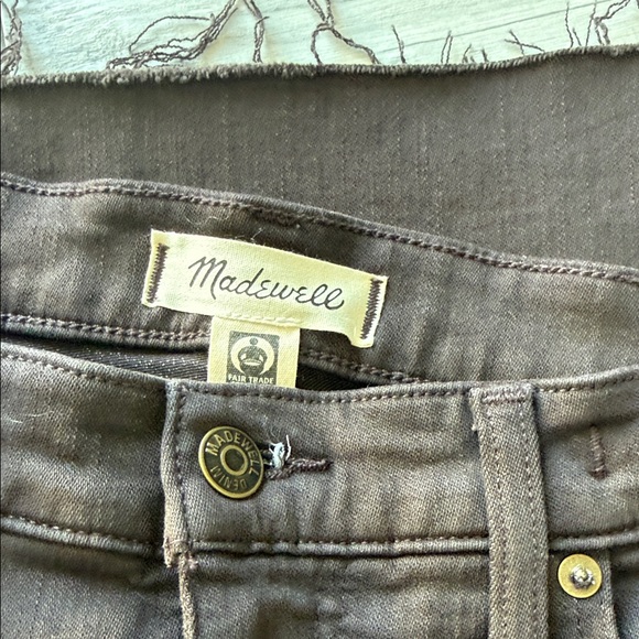 Women’s mid rise brown jeans - Picture 2 of 5